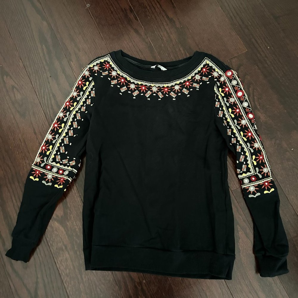 Patterned Sweatshirt